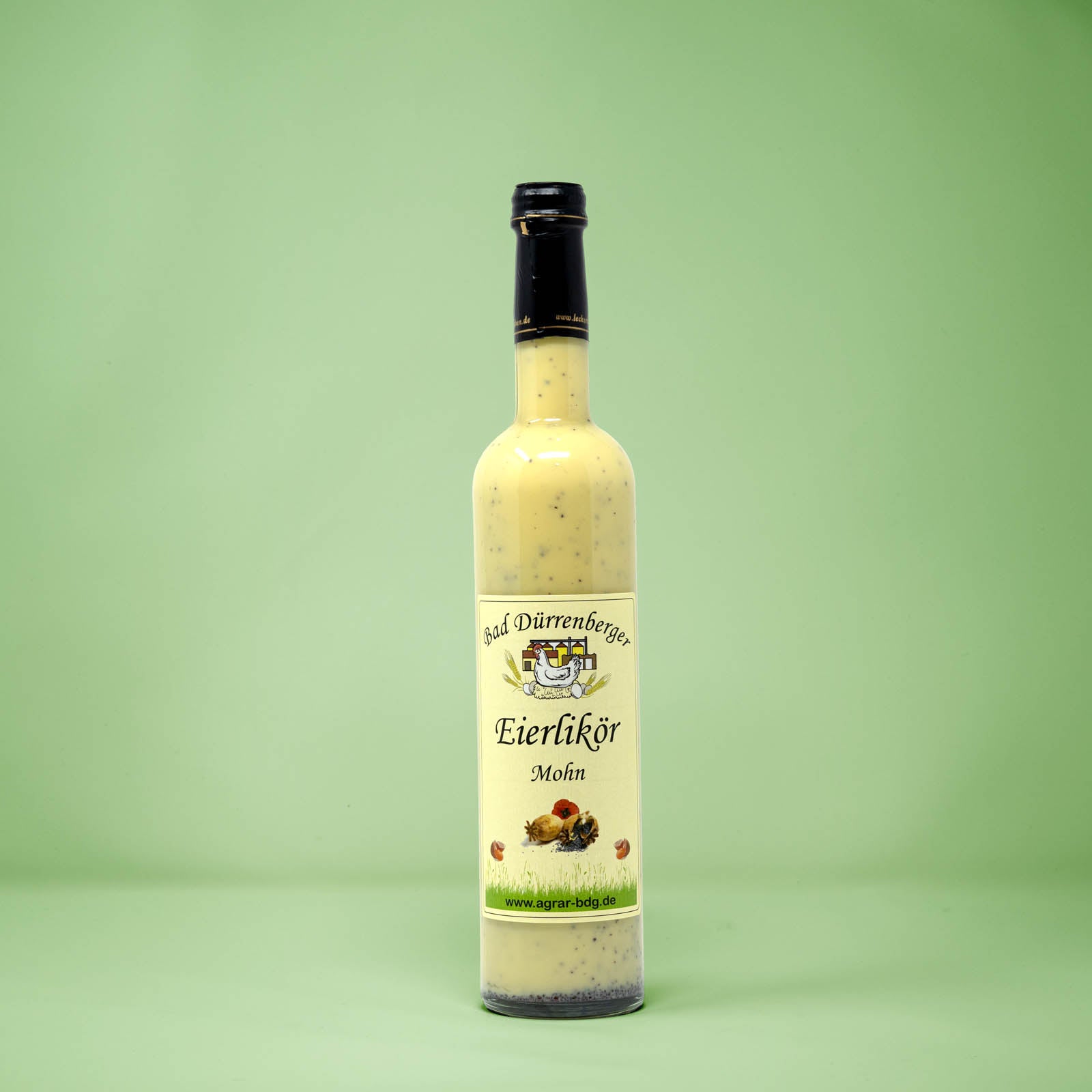 Frontalansicht von Bad Duerrenberger Eierlikoer Mohn 500 Milliliter in einer Glasflasche mit Etikett.