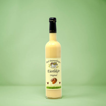 Frontalansicht von Bad Duerrenberger Original Eierlikoer 500 Milliliter in einer Glasflasche mit Etikett.