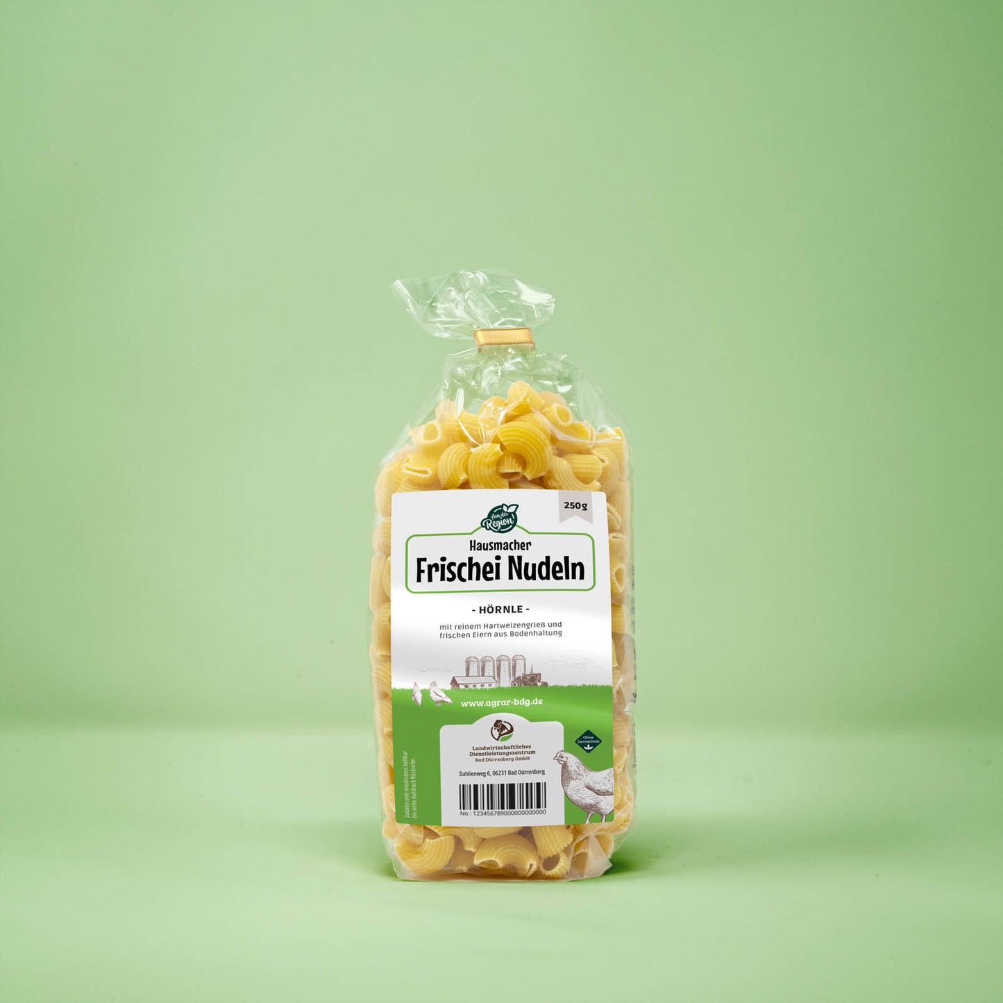 Frontalansicht von Hausmacher Frischei Hoernle Nudeln 250 Gramm in einer Plastiktüte mit Etikett.