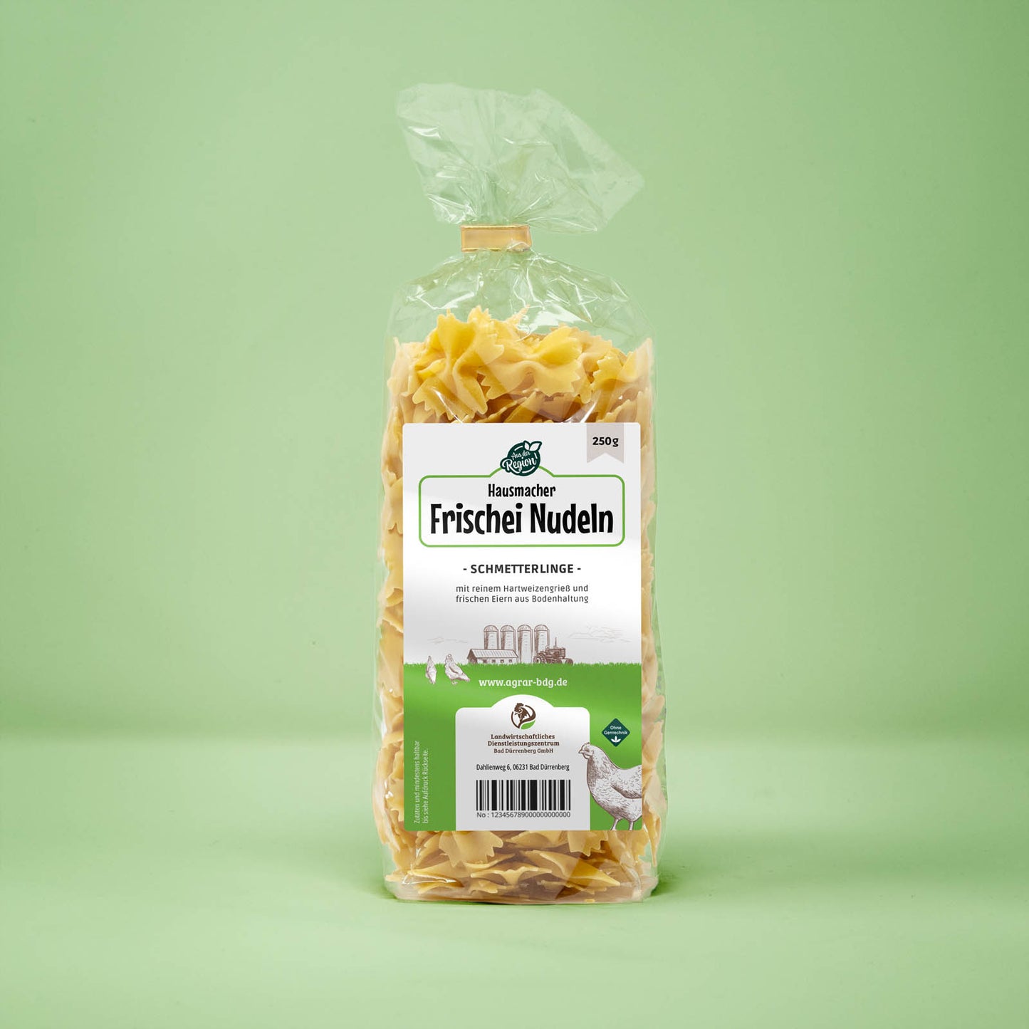 Frontalansicht von Hausmacher Frischei Schmetterling Nudeln 250 Gramm in einer Plastiktüte mit Etikett.