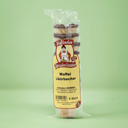 Frontalansicht von Waffelbechern in einer transparenten Plastiktüte mit Etikett.